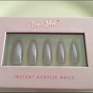Trés She Instant Acrylic Nails